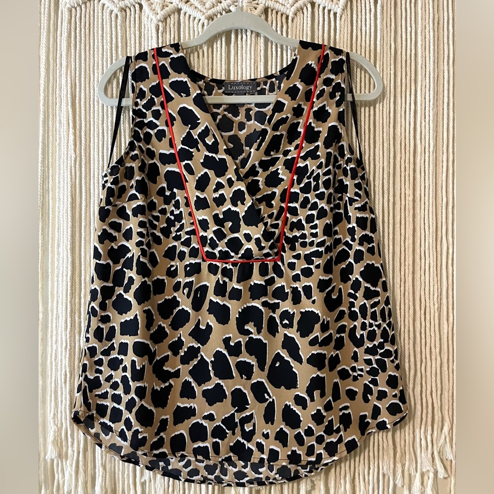 LUXOLOGY Sz Med Animal Print Black & Red Sleeveless Blouse